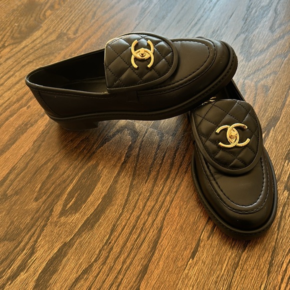 Chanel Quilted Loafers - size 6.5. NEW - worn once. Receipt photo included. - Picture 2 of 10